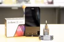 Mở hộp Zenfone 2 Laser lấy nét siêu nhanh ở VN