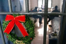 Phóng viên từng cướp ngân hàng kể chuyện cuộc sống ngày Tết trong tù