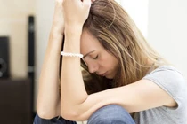 Mê muội trai trẻ, tôi nhận phải hậu quả đau đớn