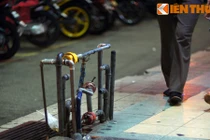 Chùm ảnh độc: Cảnh khó tin trên vỉa hè Kuala Lumpur 