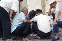 Hình độc về vỉa hè Sài Gòn năm 1968 - 1969 của Brian Wickham