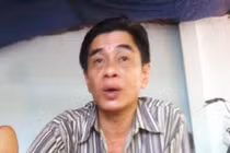 Lang vườn ấn huyệt trừ tà khiến con bệnh lăn ra chết