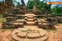 Ngôi đền đá Chăm Pa độc nhất thế giới ở Việt Nam