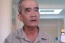 Không được bồi thường ngộ độc vì thiếu hóa đơn mua bánh