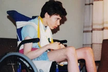 Chuyện lạ của người bị kẹt trong cơ thể mình 12 năm