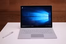 Ảnh thực tế siêu laptop cấu hình cực mạnh Microsoft mới ra