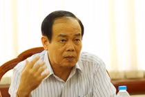 Rút quyết định xử phạt cán bộ chê chủ tịch trên Facebook