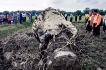 Kinh hoàng: 20 phút, hai chiến đấu cơ Myanmar rơi liên tiếp