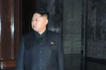 Anh cả Kim Jong-un có gặp hạn vì tình thâm với dượng?