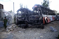 Vụ hai xe khách tông nhau: Hành khách tố lái xe ăn bún khi chạy xe