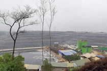 Cận cảnh bãi rác lớn nhất thủ đô khiến dân Sóc Sơn chặn đường