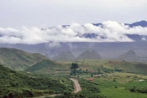 Kho ảnh khổng lồ về VN 1991-1993: Đường đến Sapa