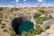 Khám phá 9 hố sâu đặc biệt nhất thế giới