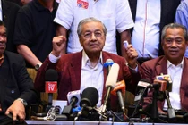 Thủ tướng Malaysia bất ngờ nói về việc tìm kiếm lại MH370