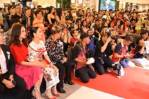 Loạt cặp sao Việt từng coi nhau như chị em giờ "làm ngơ" khi đụng mặt