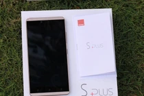 Mở hộp điện thoại Gionee S Plus màn hình 5,5 inch ở VN
