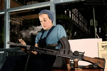 Loạt ảnh tô màu tuyệt đẹp về phụ nữ thời Thế chiến II