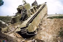 Ảnh tô màu chân thực đến lặng người về Thế chiến II