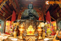 Khám phá ngôi đền cổ hoành tráng nhất Hà Nội