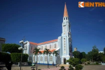 Khám phá nhà thờ Nhọn nổi tiếng ở Quy Nhơn