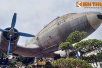 Lặng ngắm chiếc chuyên cơ chở Bác Hồ giữa Hà Nội