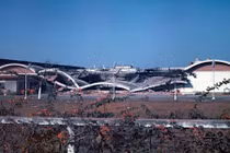 Hình ảnh khủng khiếp về sân bay Tân Sơn Nhất năm 1968