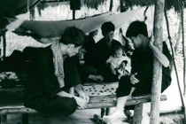 Ảnh độc chiến sĩ Giải phóng trong rừng rậm miền Nam