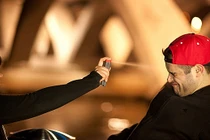 Hiểu và hành xử đúng với những người mắc chứng “khoe cơ thể”