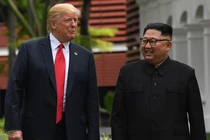 TT Trump nói có thể cùng ông Kim đi bộ qua khu vực nguy hiểm nhất thế giới
