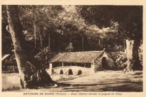 Hình độc về những cây cầu ngói Việt Nam một thế kỷ trước