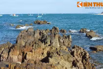 Mê mẩn trước vẻ kỳ ảo của ghềnh đá Bãi Xép