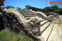 Vẻ đẹp vĩnh cửu của bậc tam cấp ở kinh thành Huế (1)