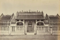 Chùa Bà Thiên Hậu ở Chợ Lớn qua loạt ảnh trăm tuổi