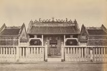 Chùa Bà Thiên Hậu ở Chợ Lớn qua loạt ảnh trăm tuổi