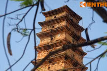 Lặng ngắm tuyệt tác tháp cổ thời Trần đẹp nhất Việt Nam