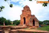 Lặng ngắm tòa tháp Chăm tuyệt đẹp của Phan Thiết