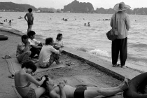 Việt Nam 1992 mộc mạc qua ống kính người Pháp (2) 