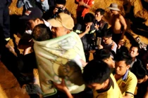 Thăm lại bé gái trở về từ cõi chết nơi giếng sâu