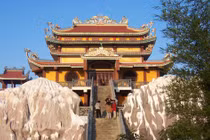 Khám phá những ngôi chùa Việt nổi tiếng ở nước ngoài