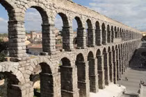 Kỳ quan cầu dẫn nước La Mã hoạt động suốt 2.000 năm