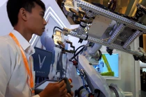 Xưởng ô tô 1.200 robot, không một bóng người đầu tiên ở Việt Nam
