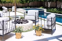 Ức phát khóc khi gái già 3 con "xuất chiêu" bủa vây chồng tôi