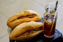 Tác hại ít biết khi ăn quá nhiều bánh mỳ trong ngày