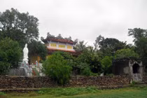 Chuyện ly kỳ khó tin về chùa Đá Trắng ở Phú Yên