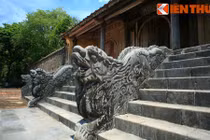 Bậc tam cấp ở lăng mộ các vua Nguyễn có gì đặc biệt?