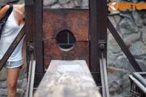 Cận cảnh chiếc máy chém cuối cùng của Sài Gòn