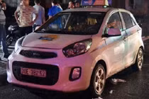 Vụ nữ taxi bị đâm gục tại Hà Nội: Cơ quan Công an tiến hành khởi tố vụ án