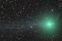 Sao chổi mang ánh sáng xanh kỳ lạ đang hướng về Trái Đất