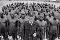 Cận cảnh cuộc sống dưới chế độ Apartheid ở Nam Phi 1978 (1)