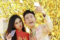 Mách bạn cách chụp ảnh Tết đẹp lung linh bằng smartphone
